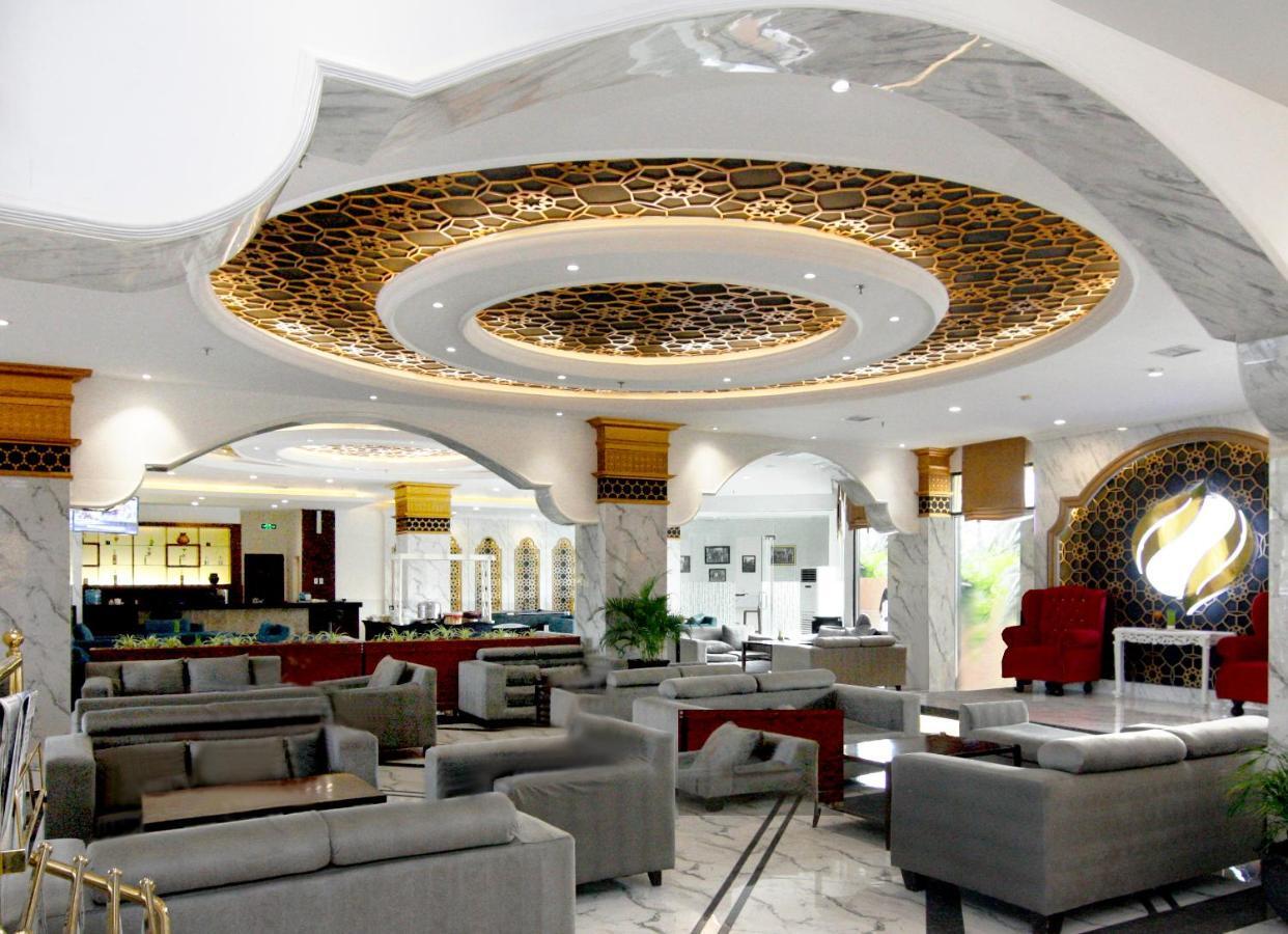 Hermes Palace Hotel Banda Aceh Kültér fotó