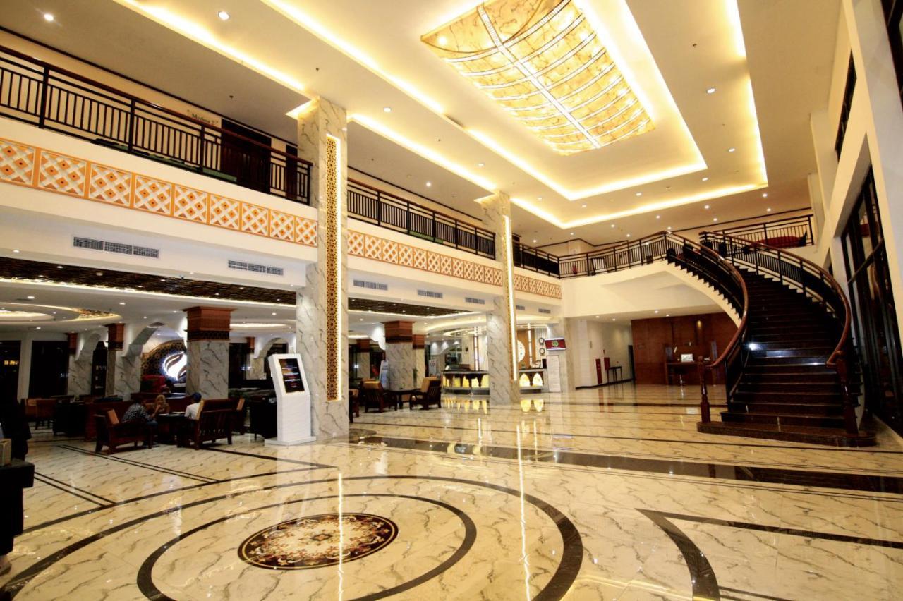 Hermes Palace Hotel Banda Aceh Kültér fotó