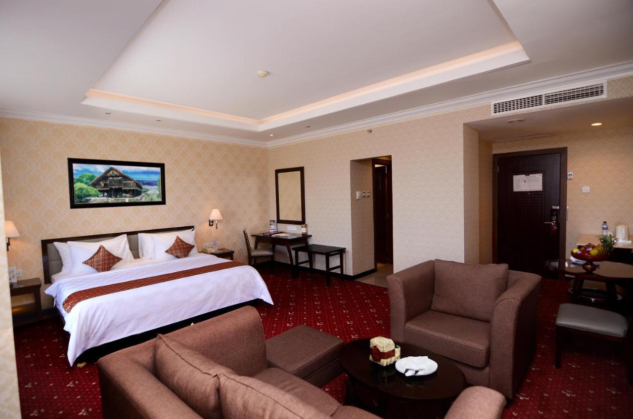 Hermes Palace Hotel Banda Aceh Kültér fotó