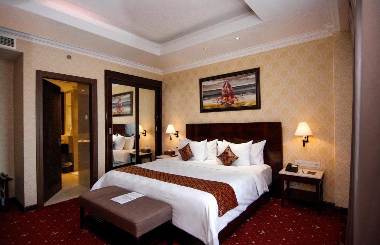 Hermes Palace Hotel Banda Aceh Kültér fotó